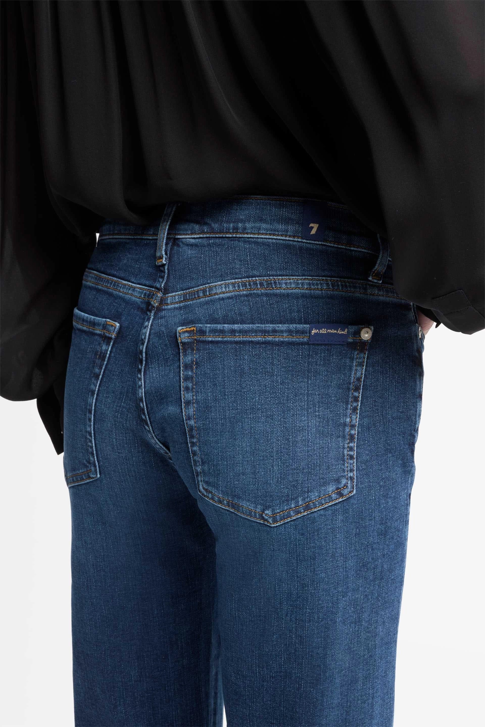 SLIM ILLUSION
