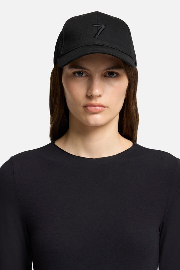 Logo Cap in Black