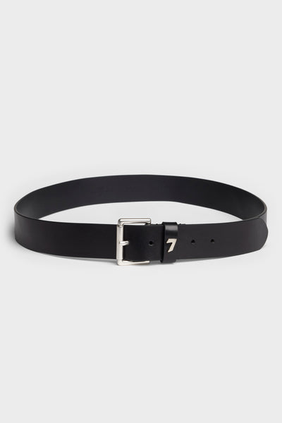 Classic Italian Leather Belt in Black