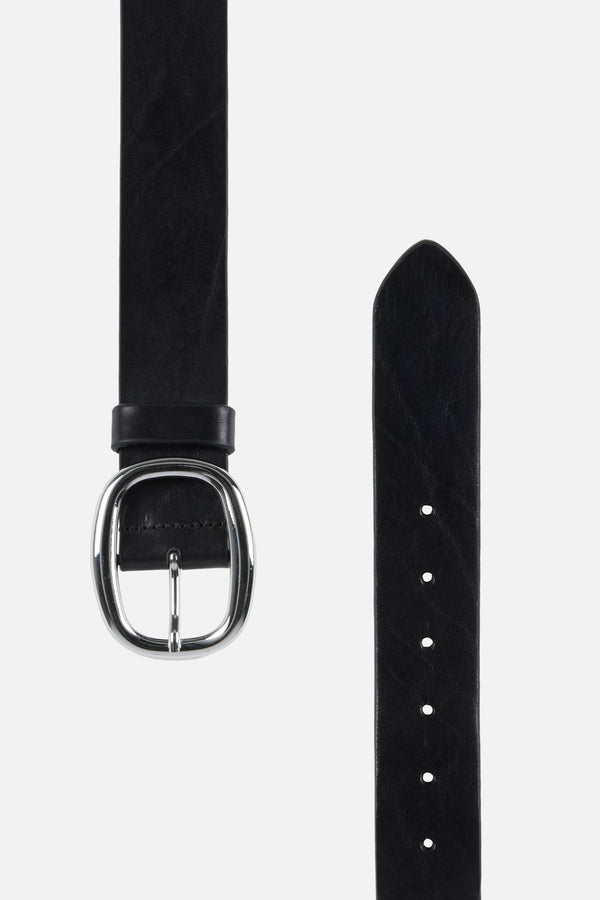Oval Buckle Italian Leather Belt in Black