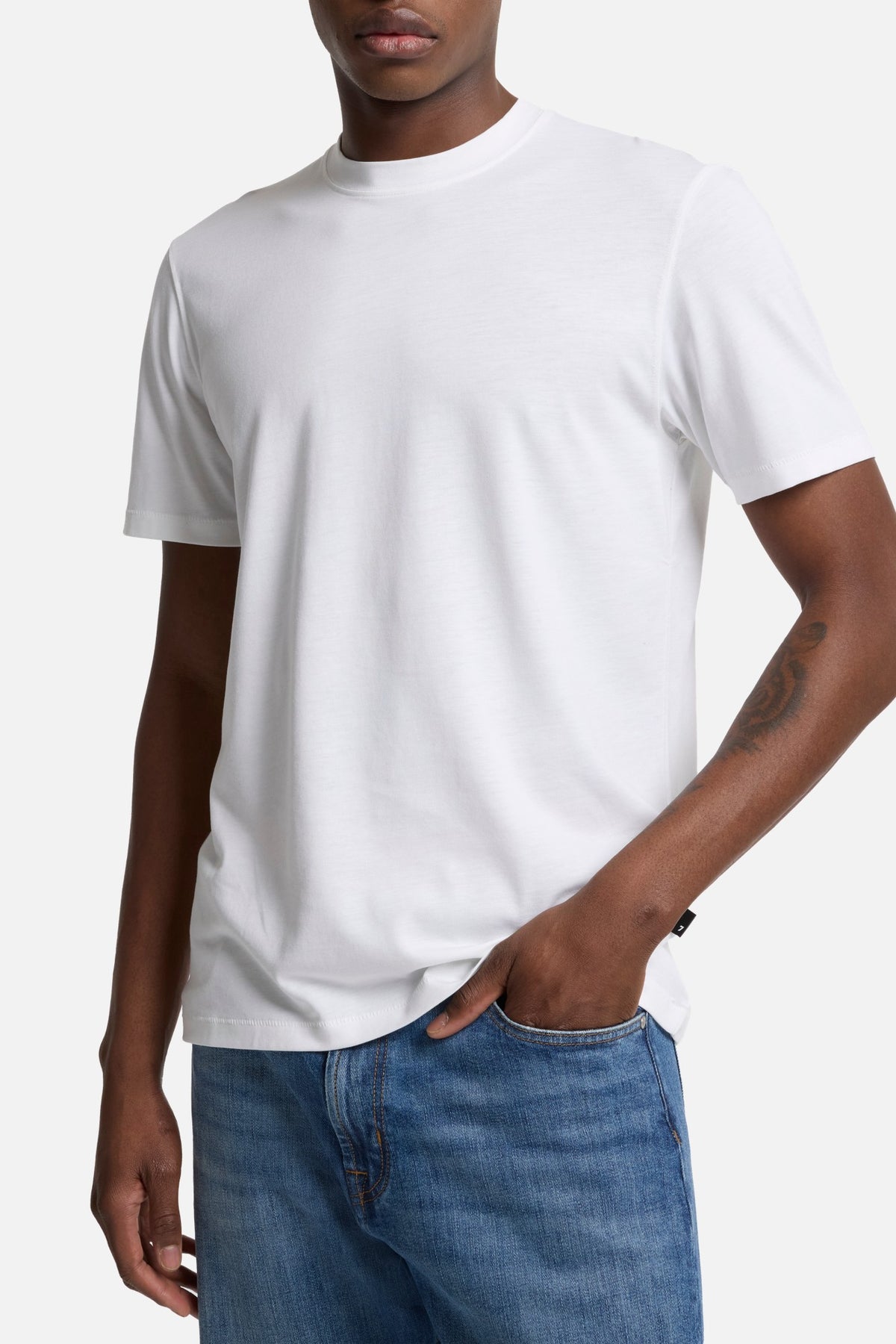 Lyocell Crewneck Tee in White | 7 For All Mankind