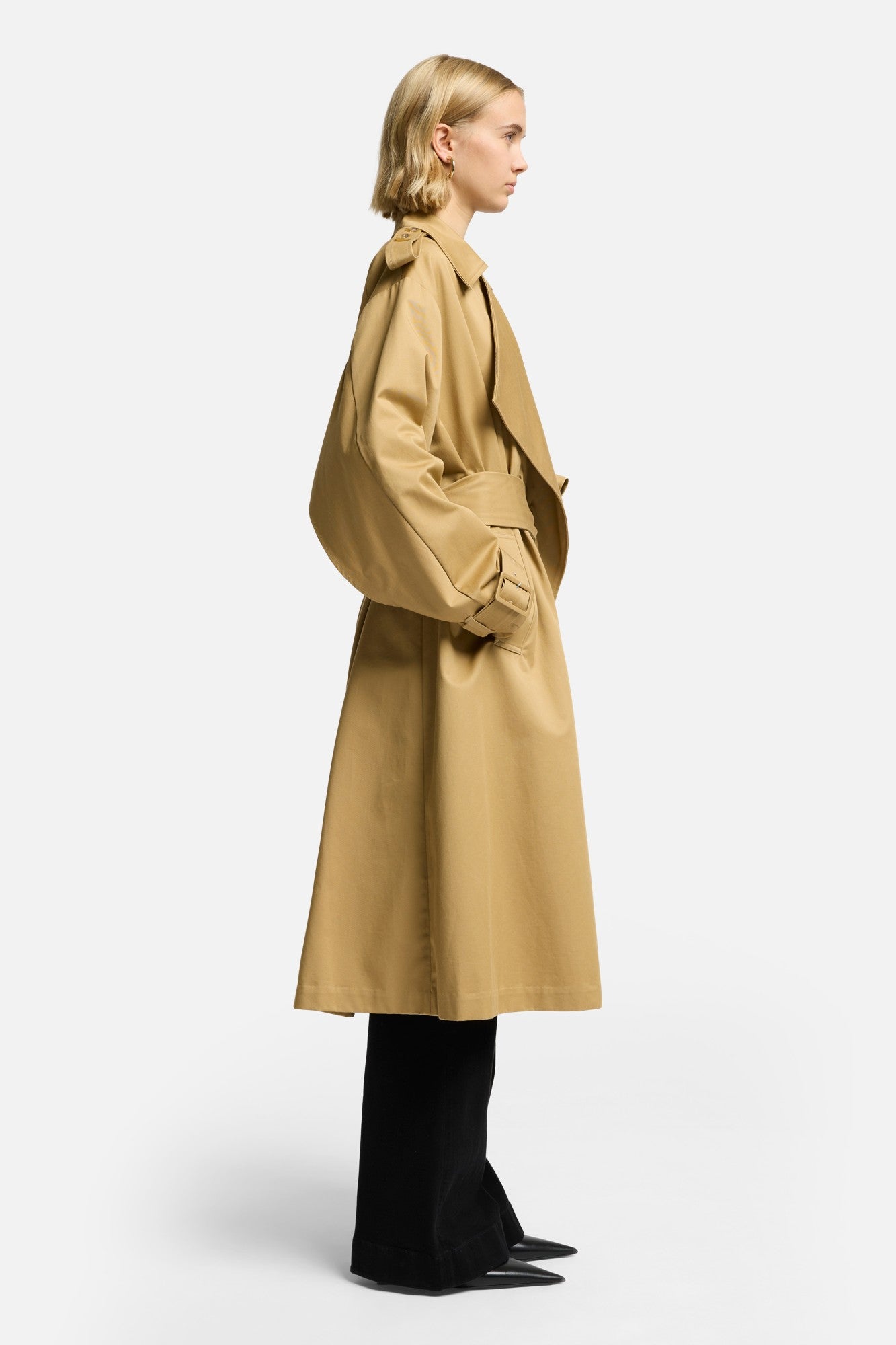 Oversized Cape Trench in Stratford | 7 For All Mankind