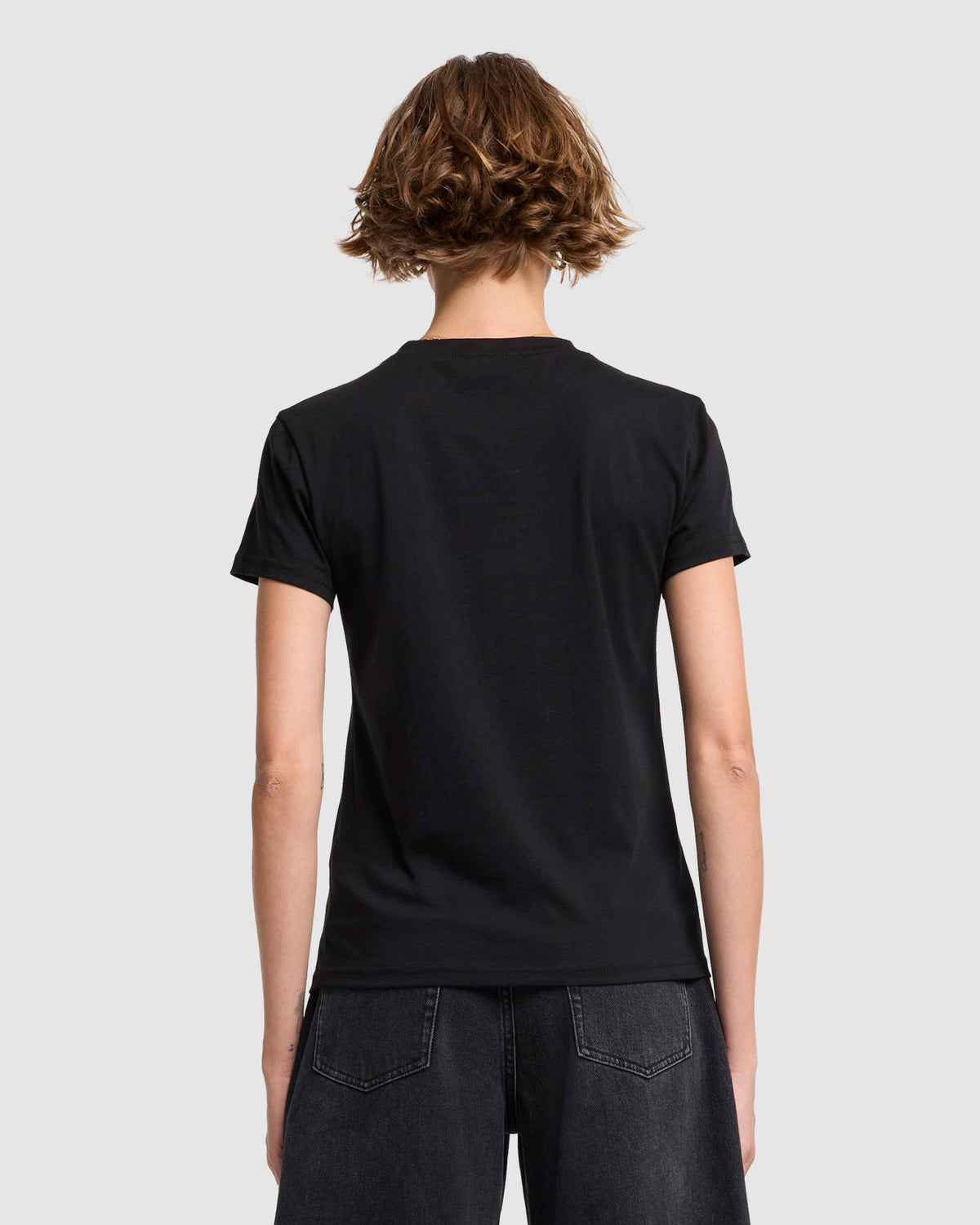 Basic Tee in Black | 7 For All Mankind