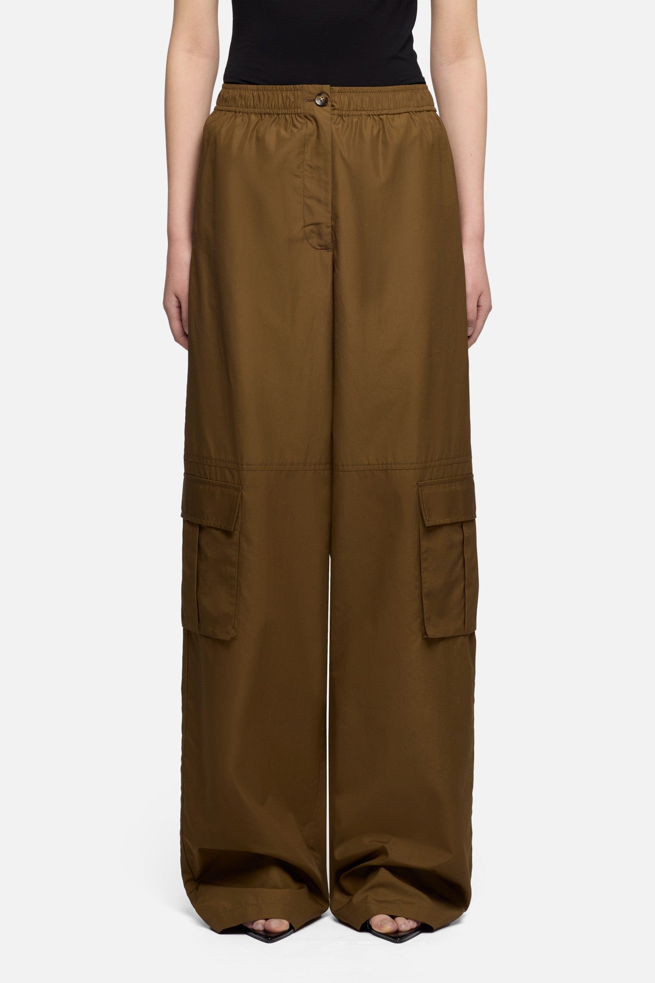 CARGO WIDE LEG PANT in Poplin Toffee | 7 For All Mankind