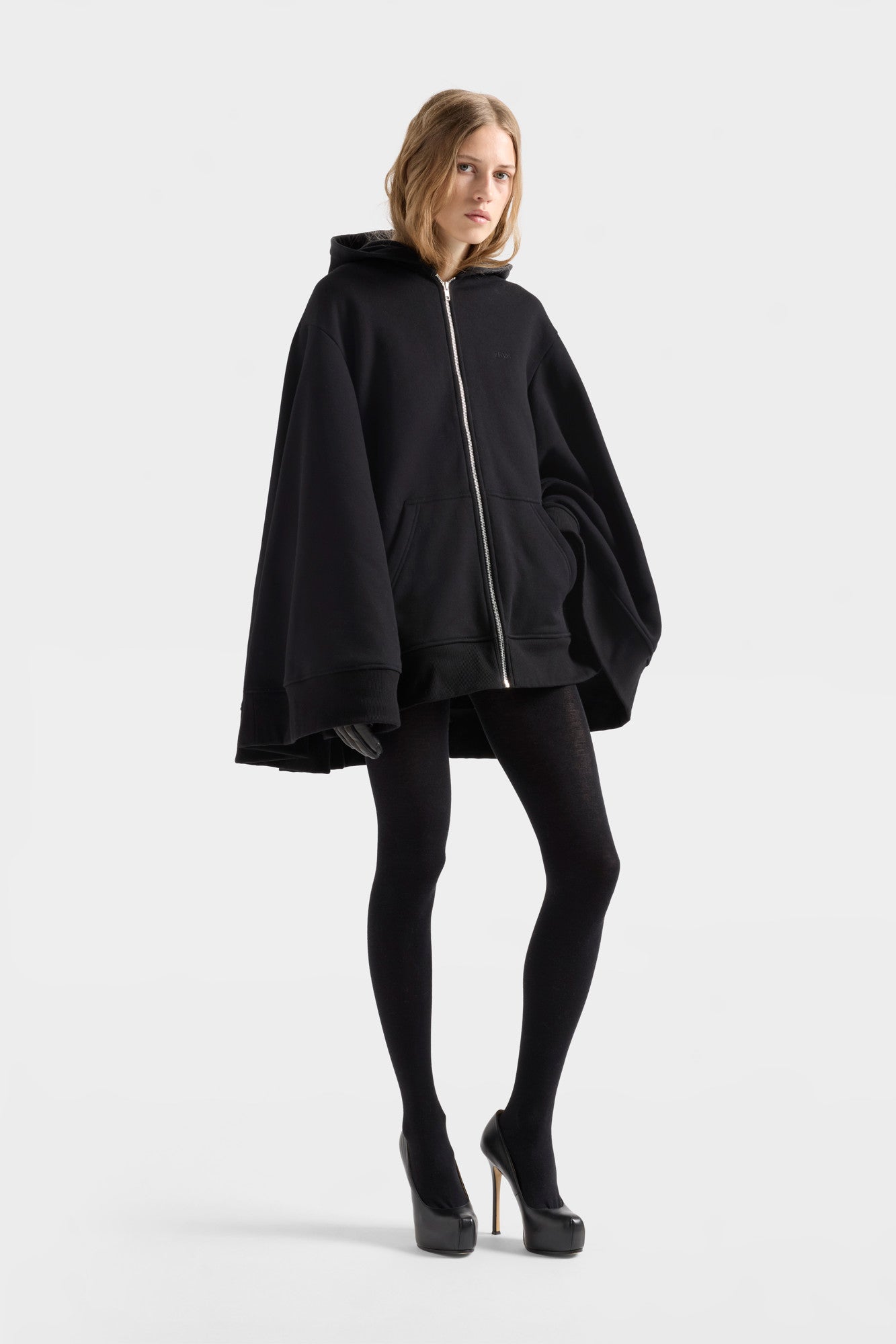 OVERSIZE ZIP HOODIE in Black | 7 For All Mankind