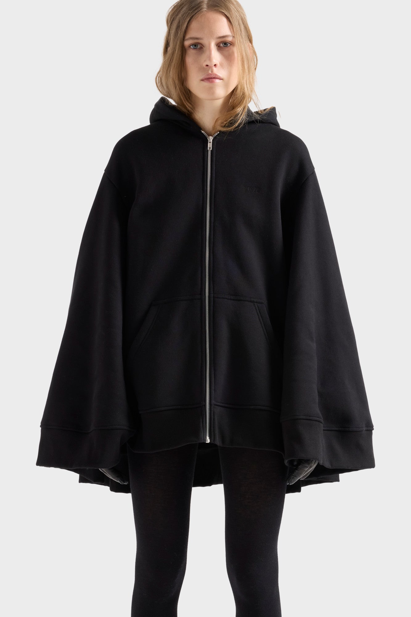 OVERSIZE ZIP HOODIE in Black | 7 For All Mankind