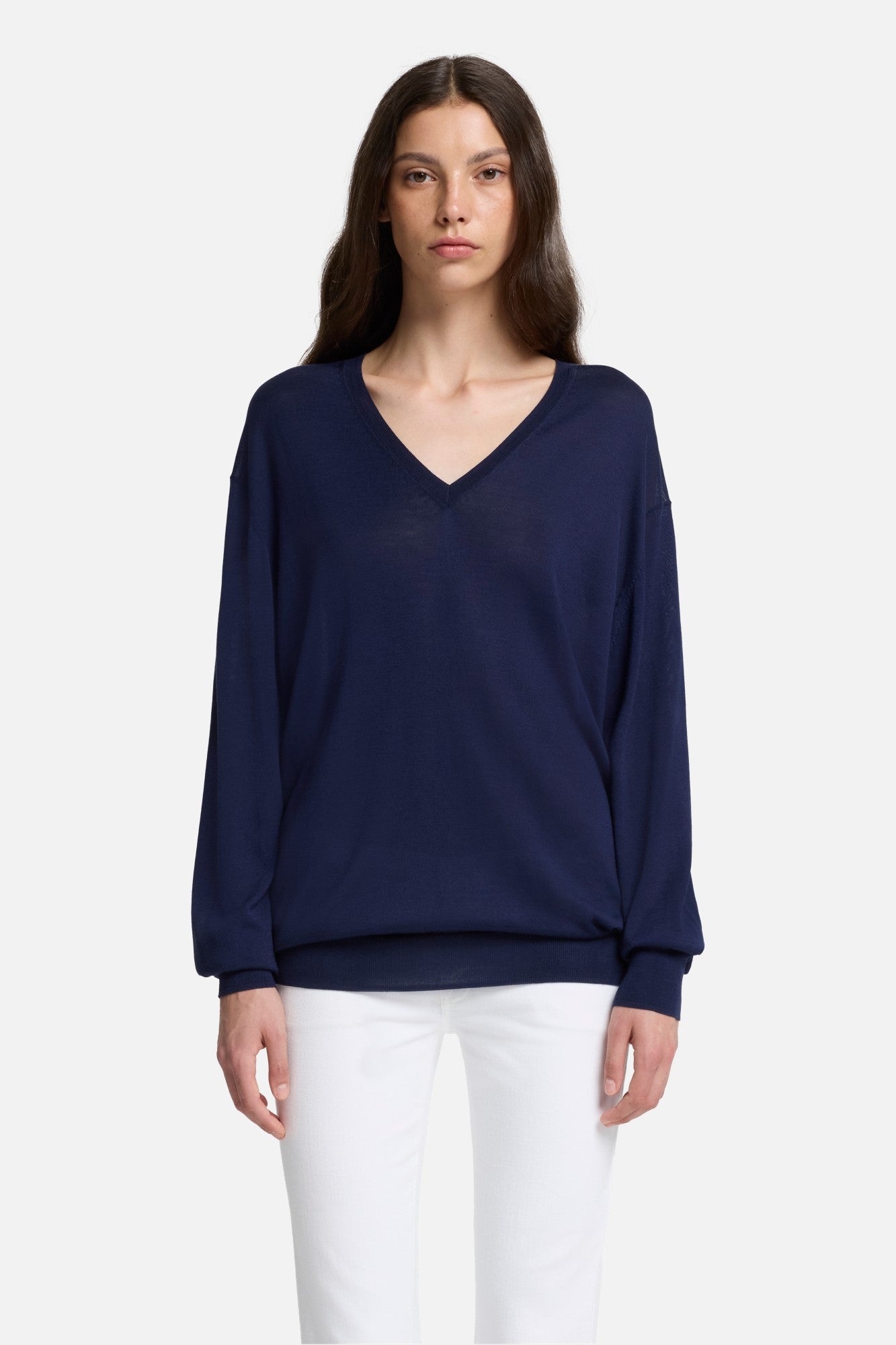 Silk Blend V-Neck Pullover in Navy | 7 For All Mankind