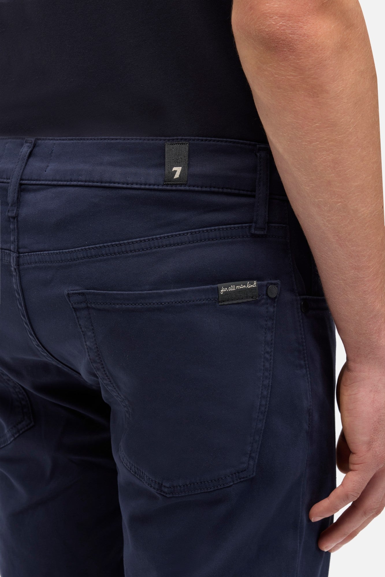 Luxe Performance Plus Slimmy in Navy | 7 For All Mankind
