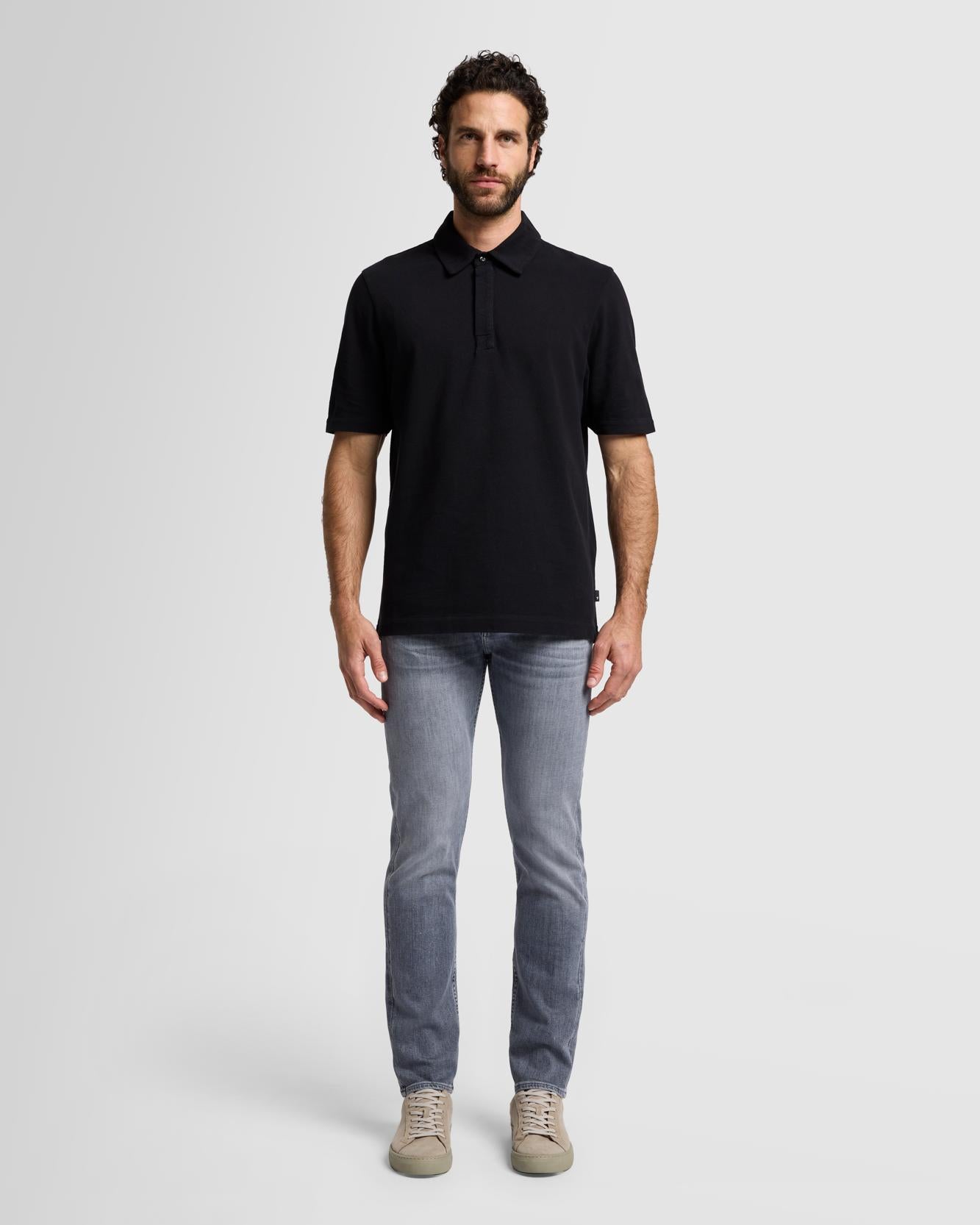 Stretch Tek Slimmy in Ampersand | 7 For All Mankind