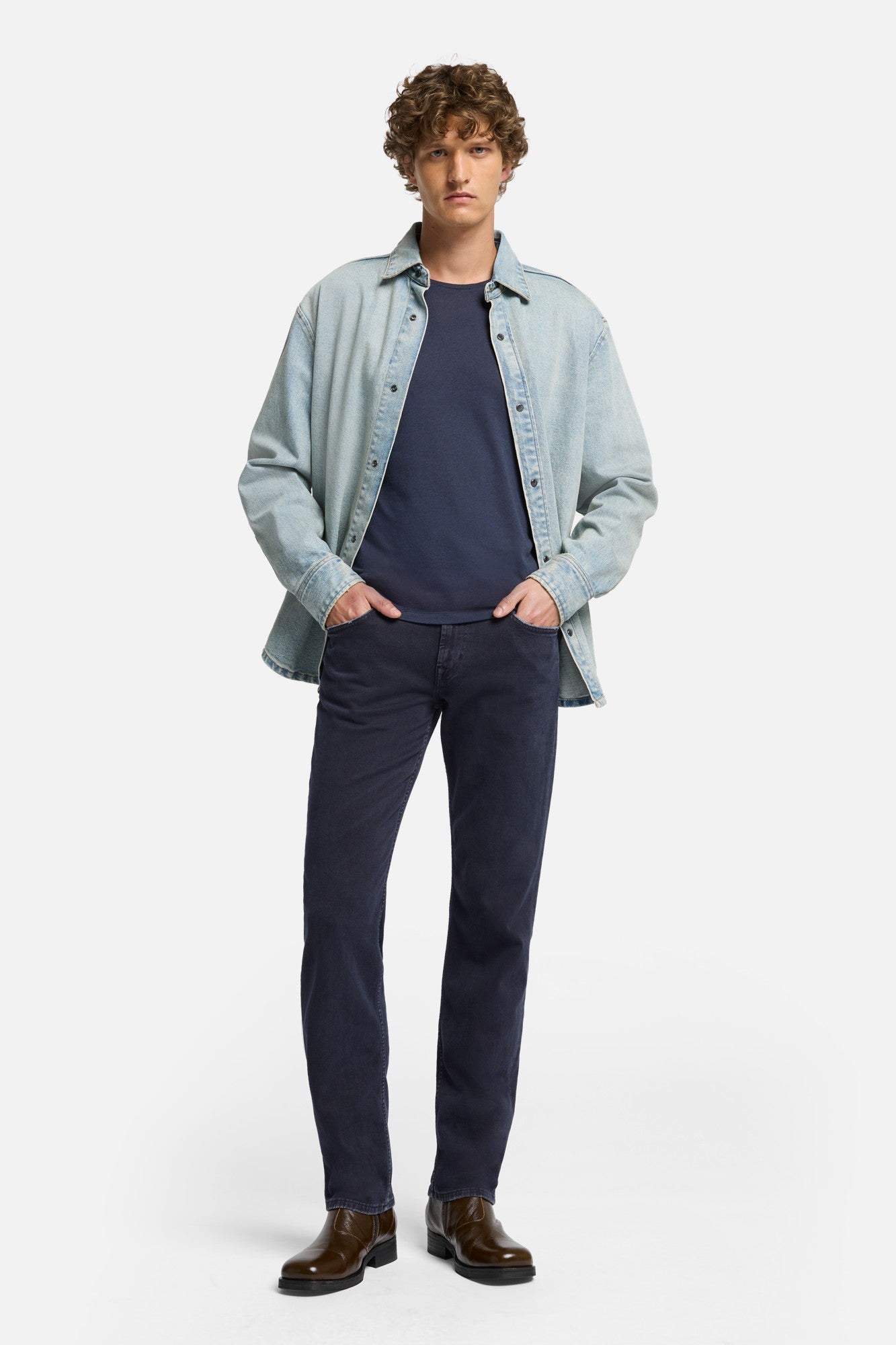 ムンディ Left Hand Slimmy in Navy | 7 For All Mankind