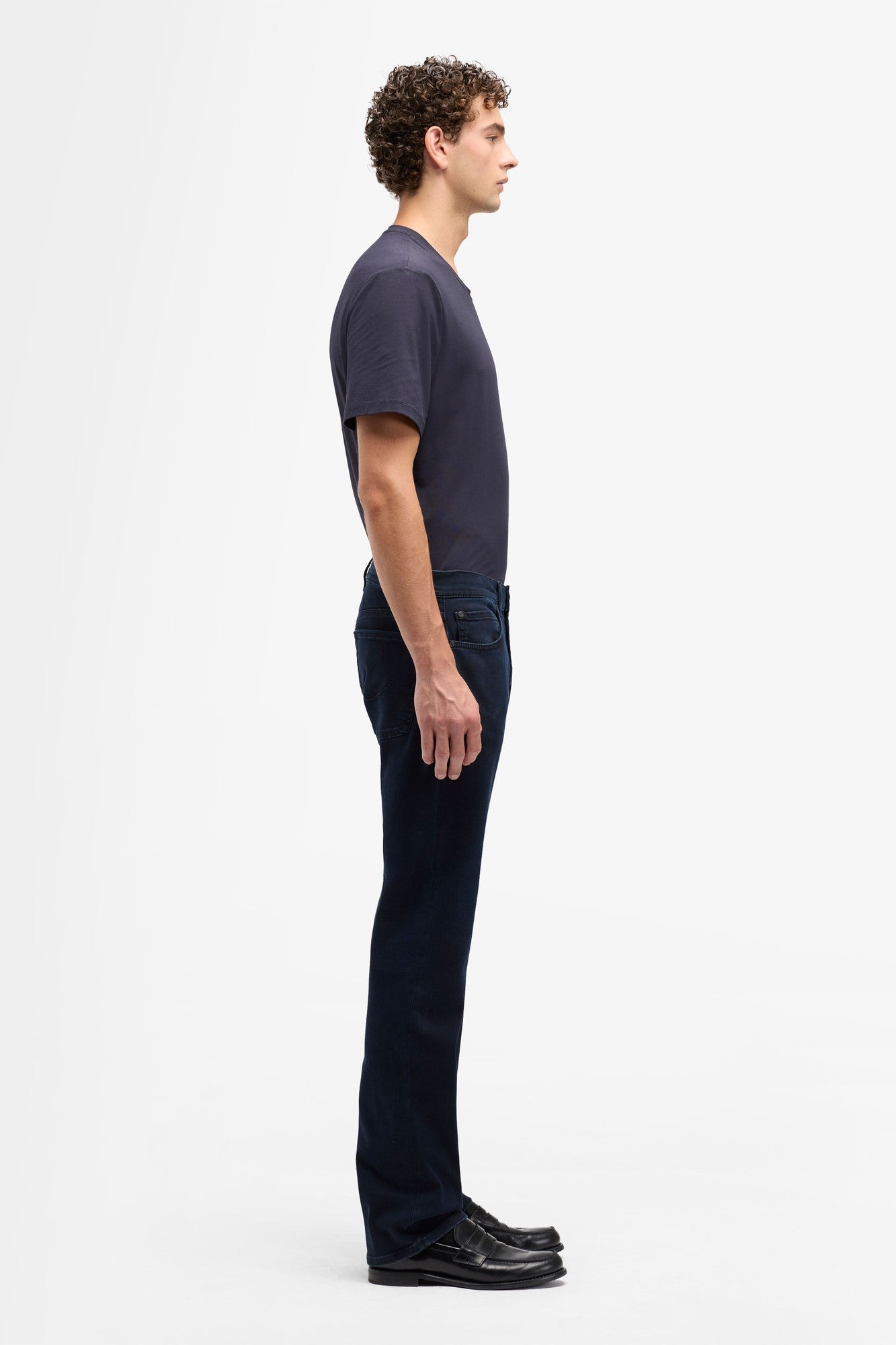 STANDARD in Luxe Performance Blue Black | 7 For All Mankind
