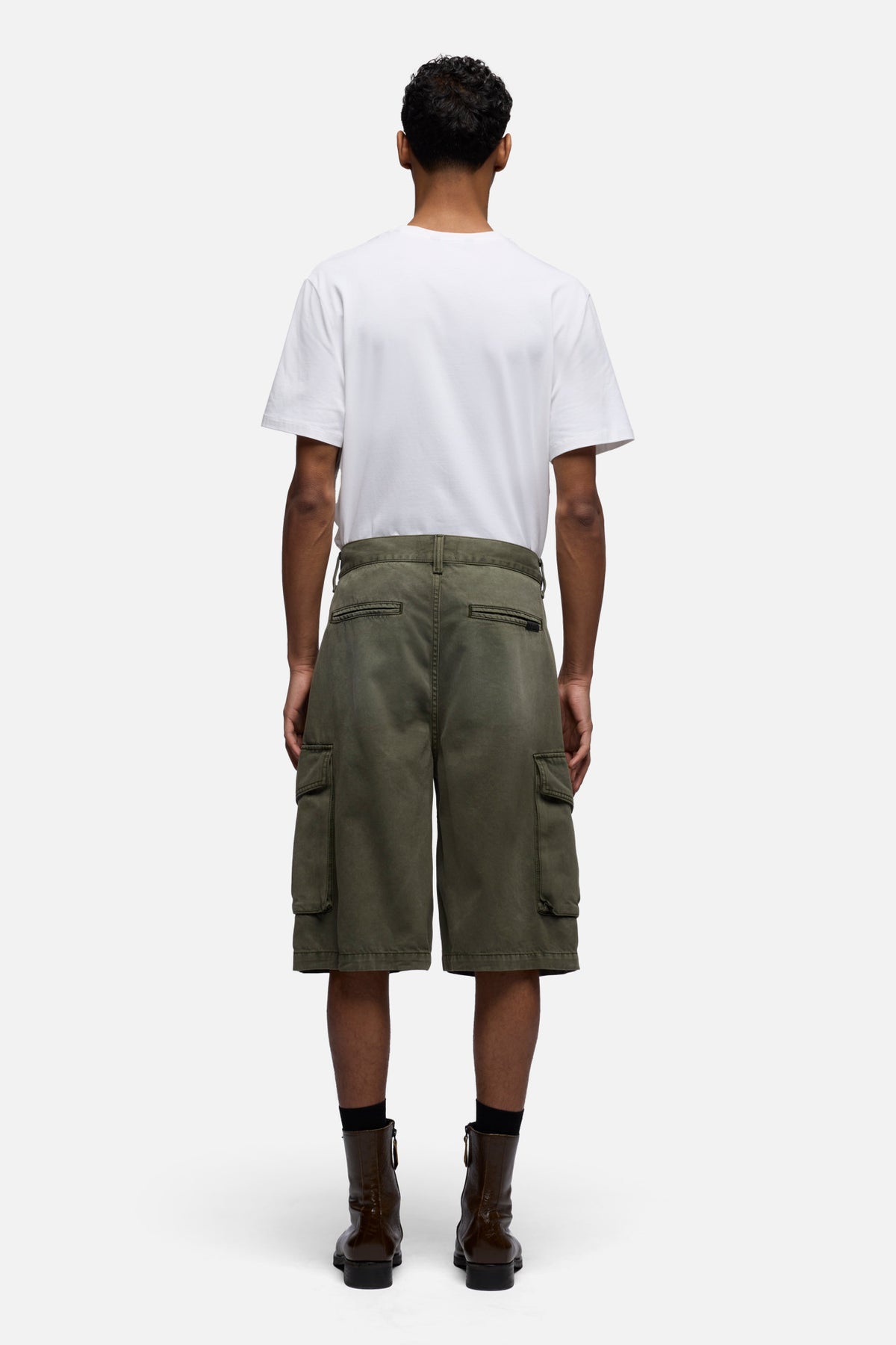 WIDE CARGO SHORT in Luxe Performance Sateen Sunfaded Moss | 7 For 