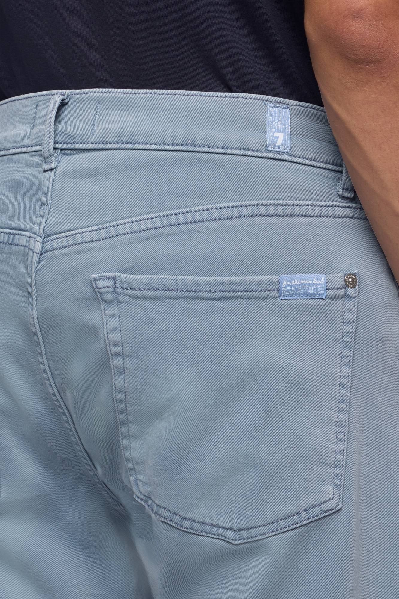 パンツ Recycle Cotton Used Slim Straight Denim THE STRAIGHT in Left Hand Cloud | 7 For All Mankind