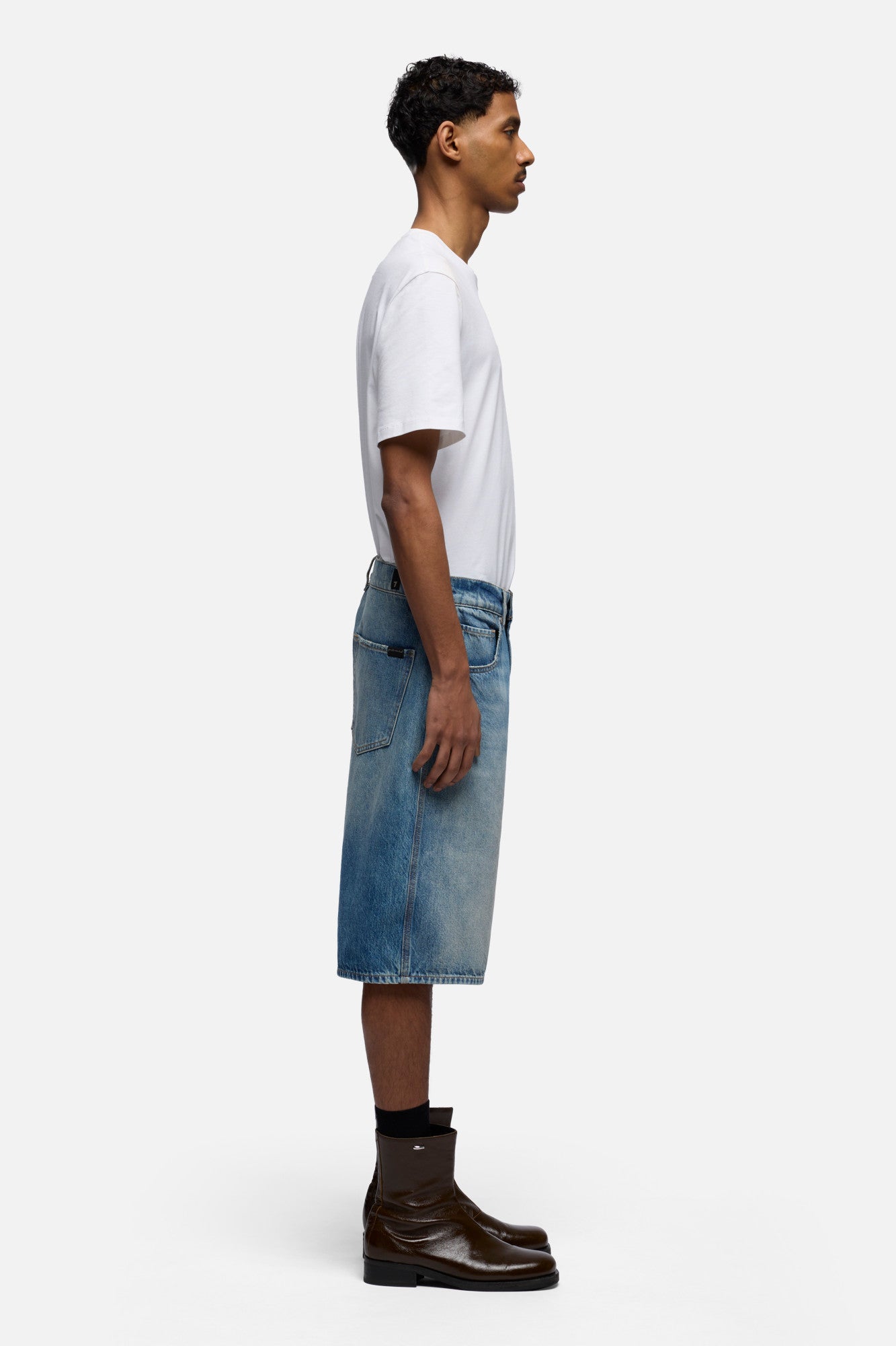 WIDE LEG SHORT in Denim Mount | 7 For All Mankind