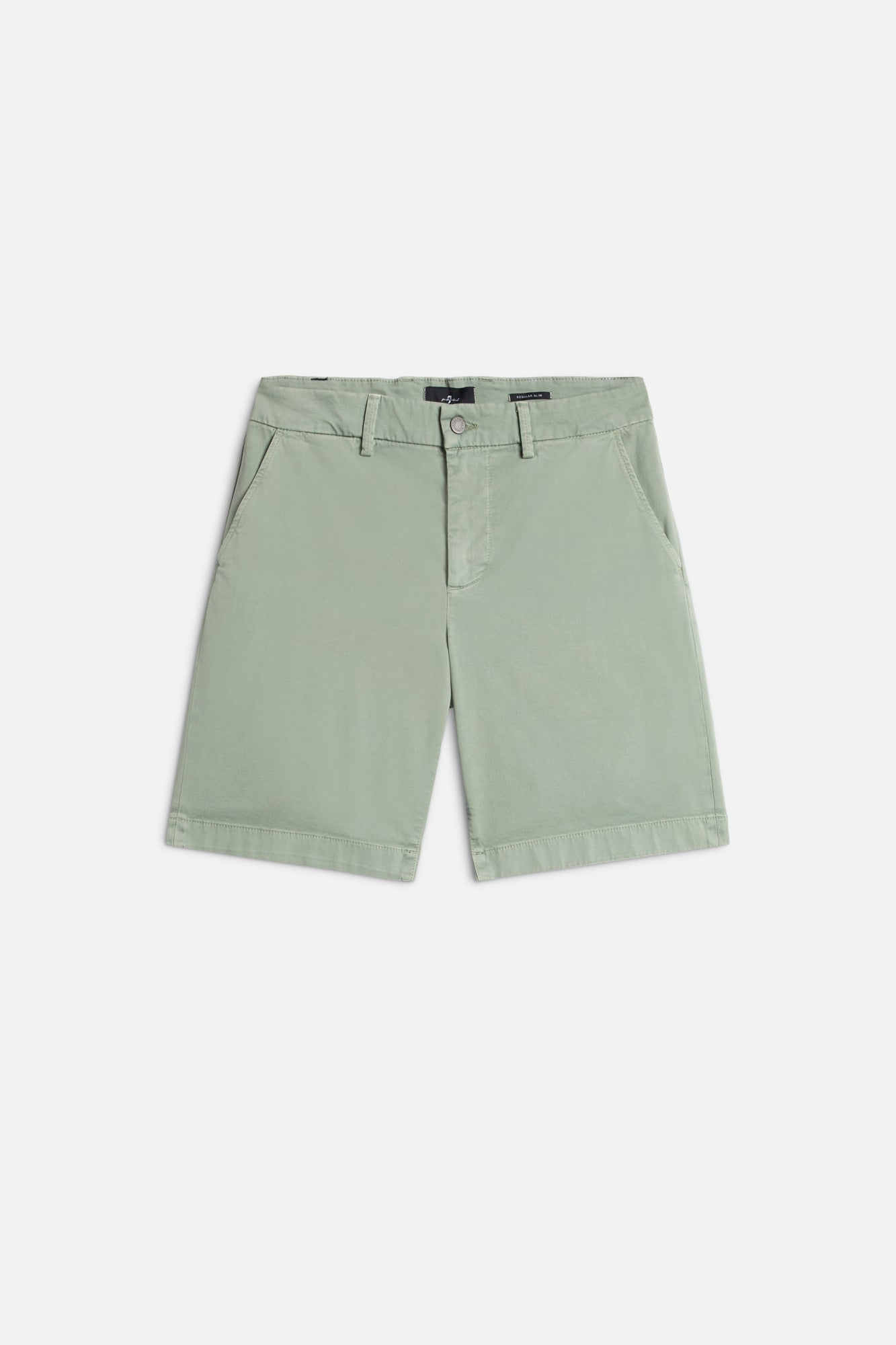CHINO SHORT in Luxe Performance Sateen Leaf | 7 For All Mankind