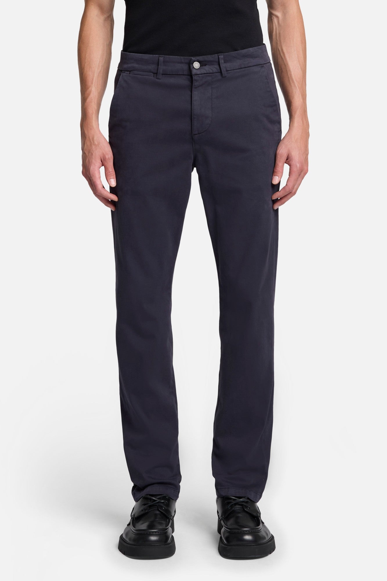 SLIMMY CHINO in Luxe Performance Sateen Space | 7 For All Mankind