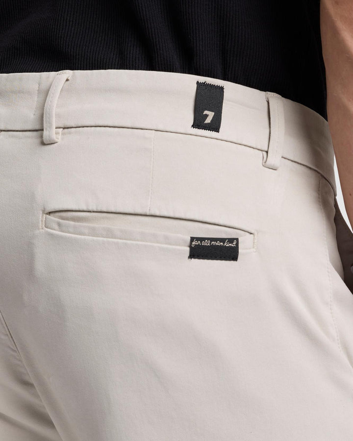 Luxe Performance Sateen Slimmy Chino in Rocks