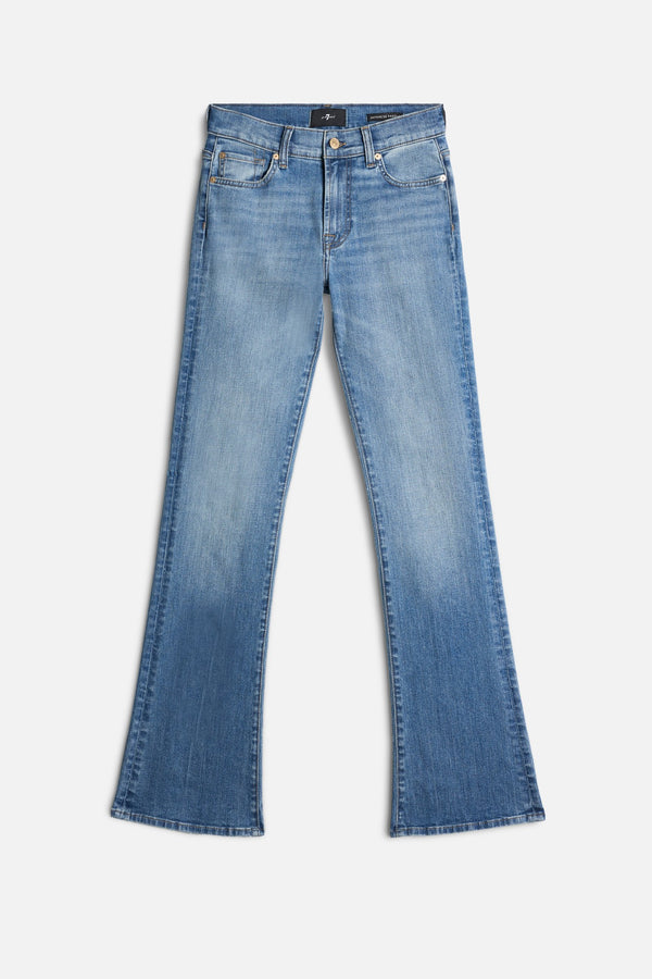 BOOTCUT in Slim Illusion