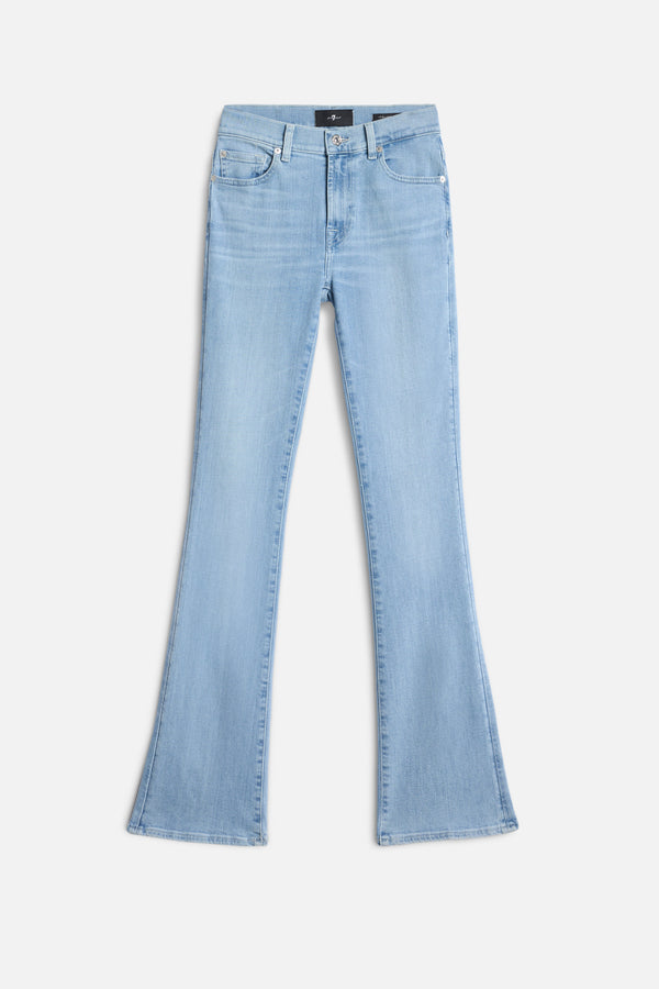 BOOTCUT in Slim Illusion
