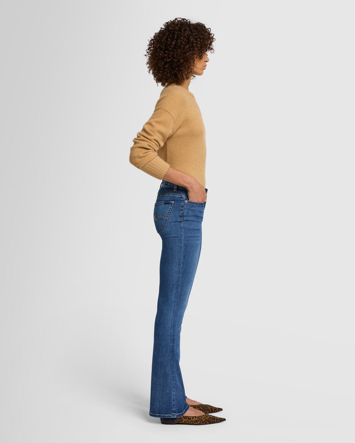 Slim Illusion Bootcut in Soho Light