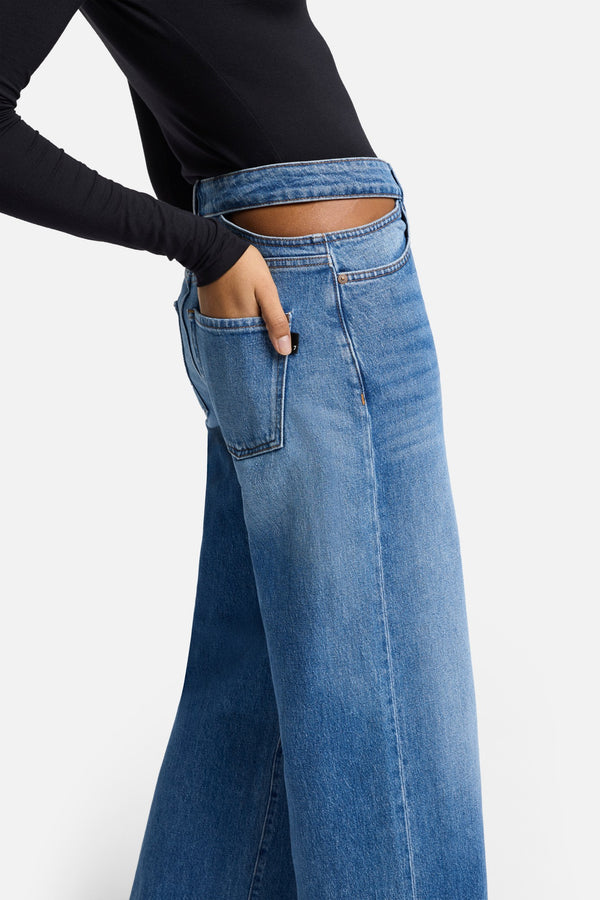 Scout Oversized Straight in Weekend