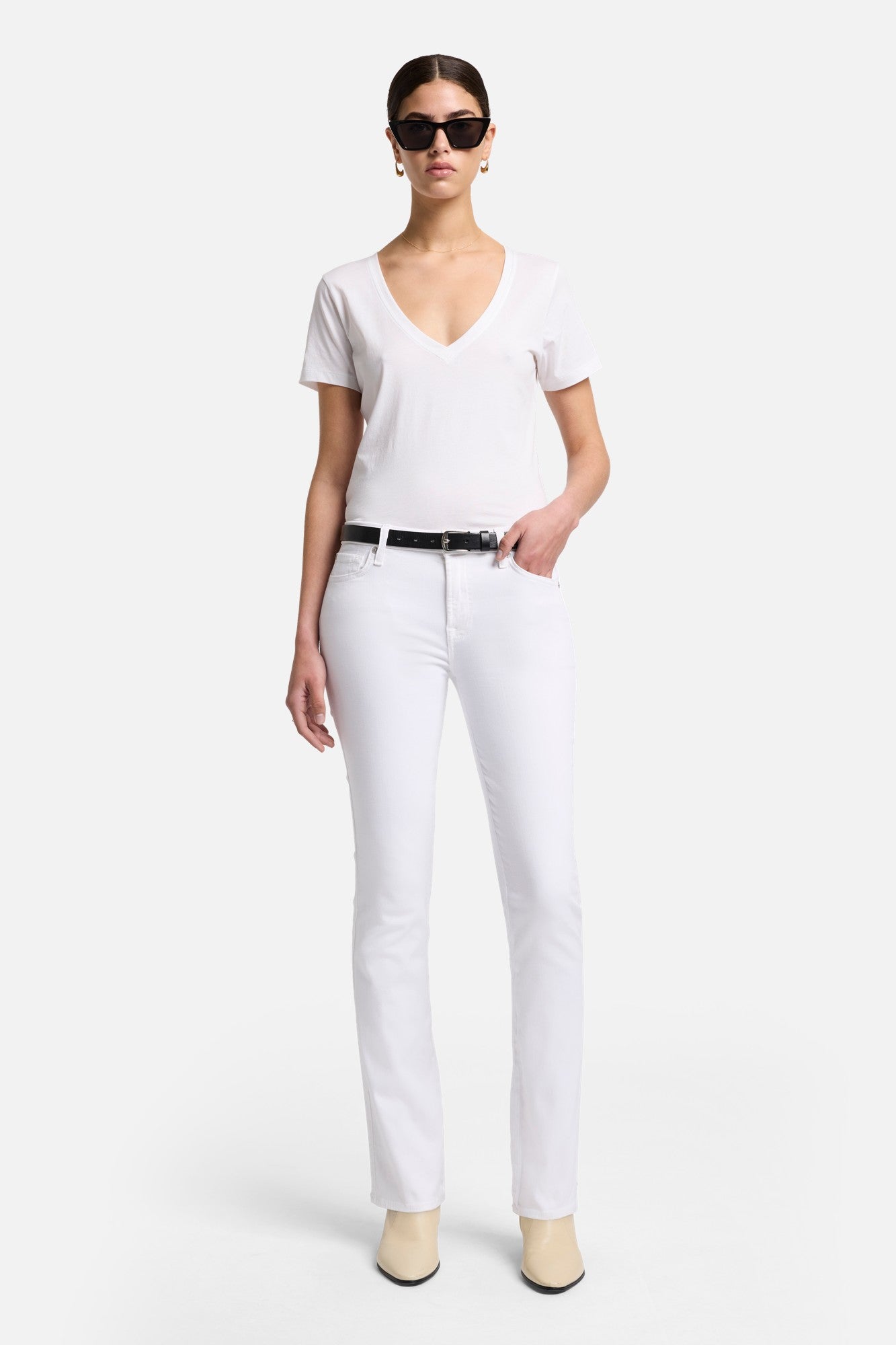 マイケルSURGERY long length jeans ホワイト Slim Illusion Kimmie Straight in Luxe White | 7 For All Mankind