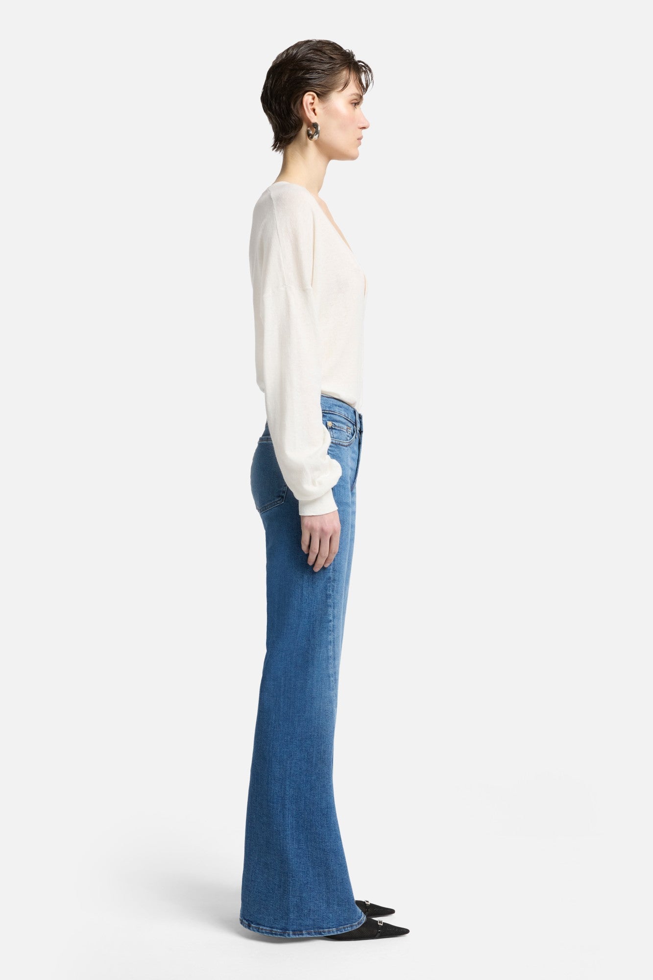 Slim Illusion Twisted Seam Tailorless Dojo in Yuma | 7 For All Mankind