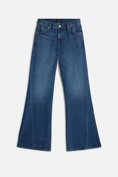 Slim Illusion Twisted Seam Spencer Flare in Mesa