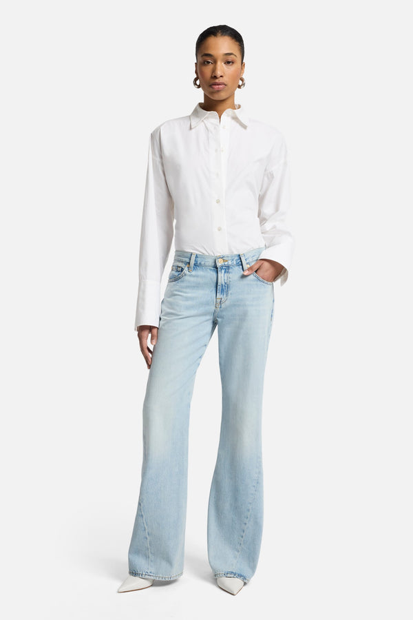 Slim Illusion Twisted Seam Spencer Flare in Tempe