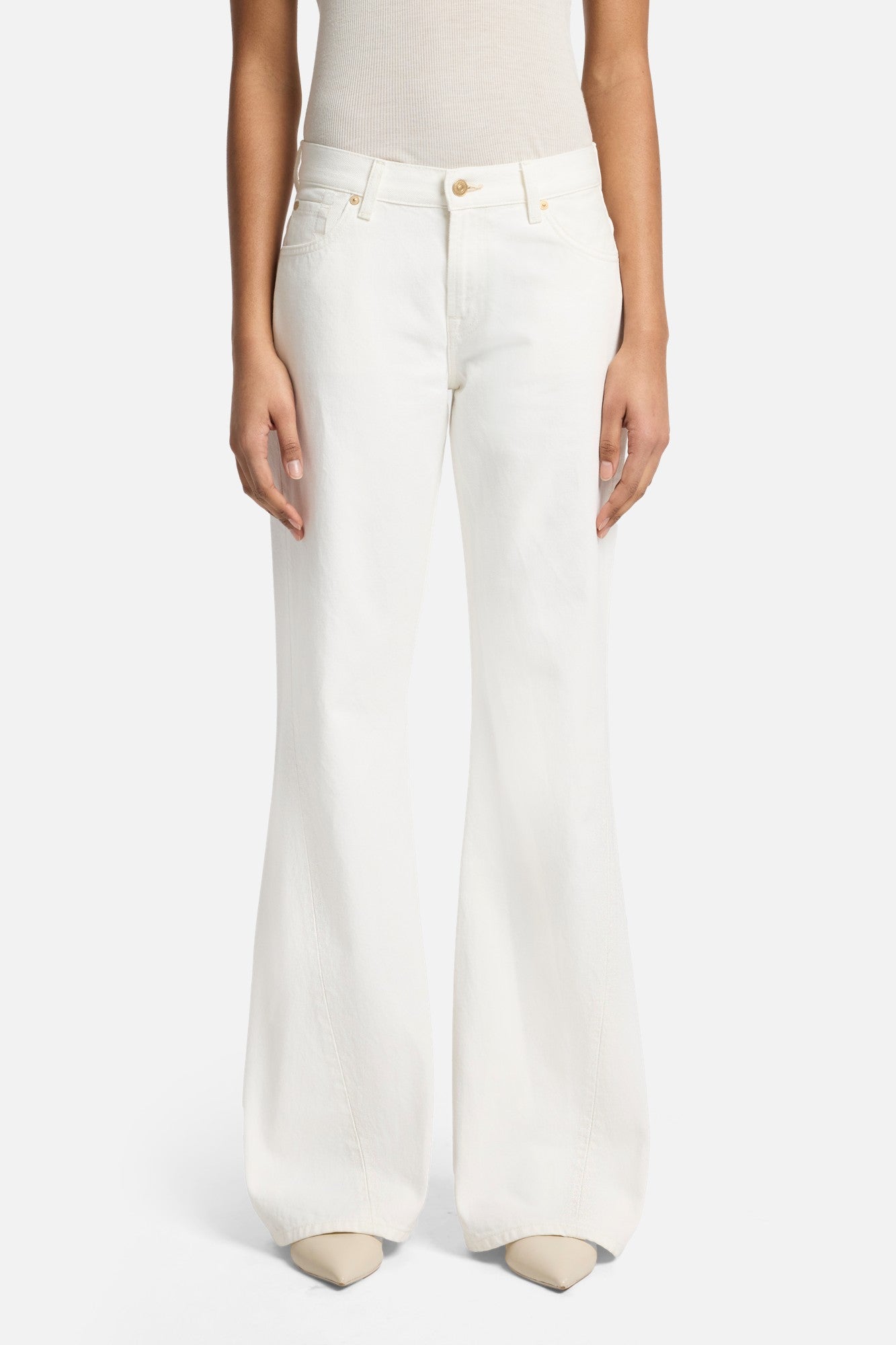 MANKIND Twisted Seam Spencer Flare in Milky Way | 7 For All Mankind