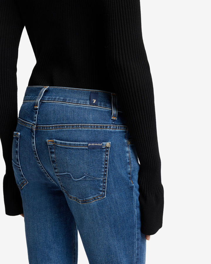 Slim Illusion Bootcut in Soho Light