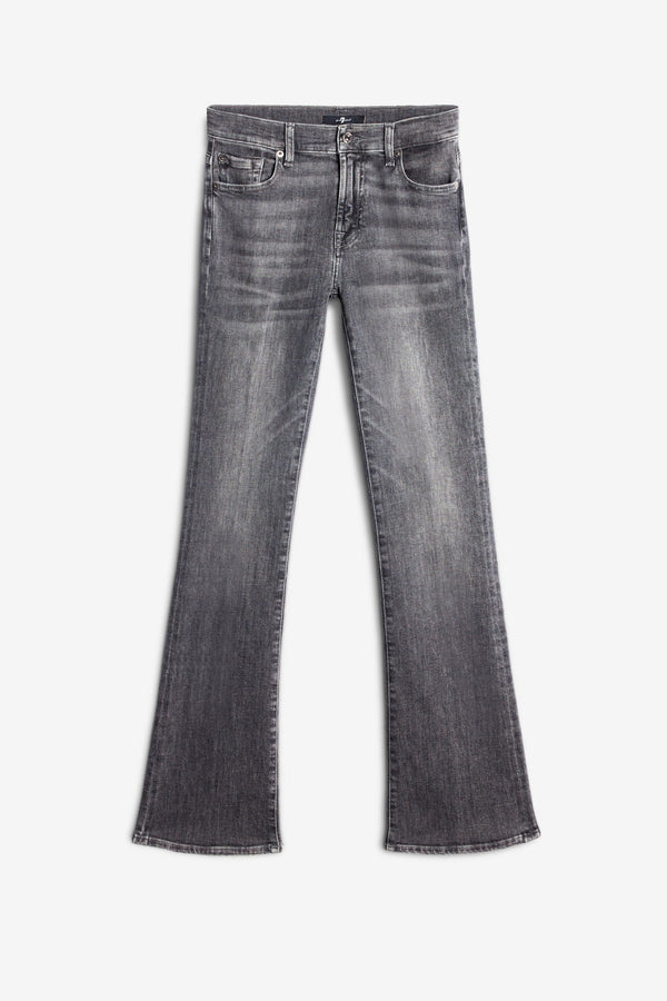 BOOTCUT in Slim Illusion