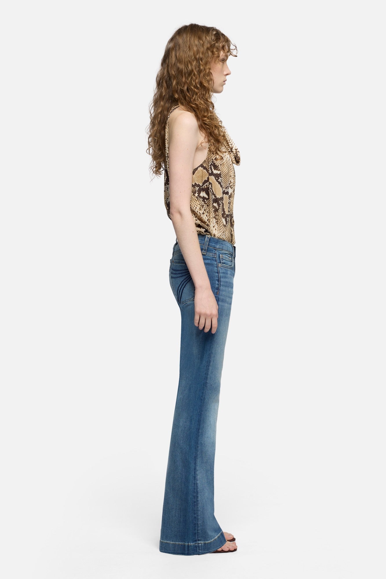 Tailorless Dojo in Slim Illusion Distressed Authentic Light | 7