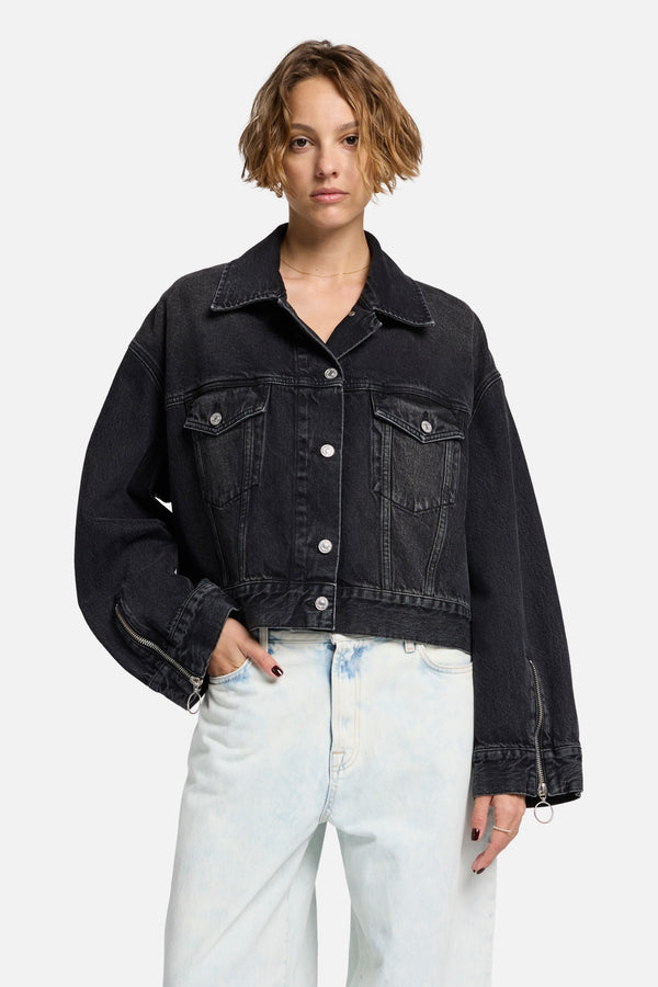 MANKIND Oli Cropped Trucker in Hustle