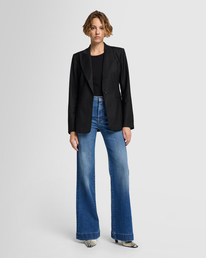 Slim Illusion Modern Dojo in Groovy