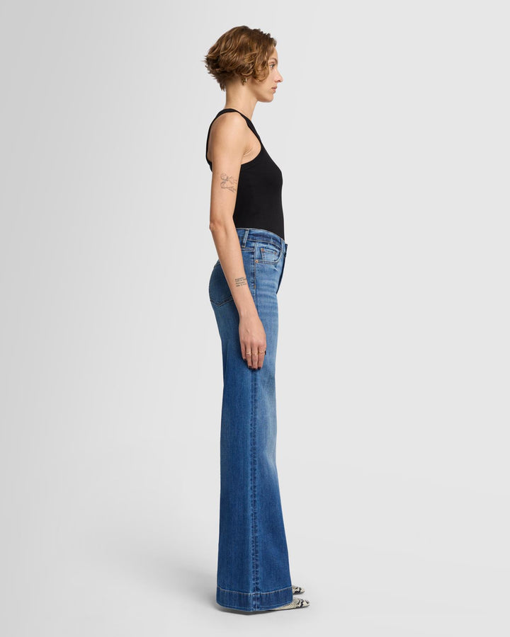 Slim Illusion Modern Dojo in Groovy