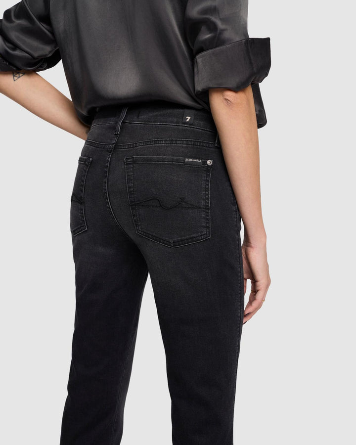 B(air) Kimmie Straight in Black Beauty | 7 For All Mankind