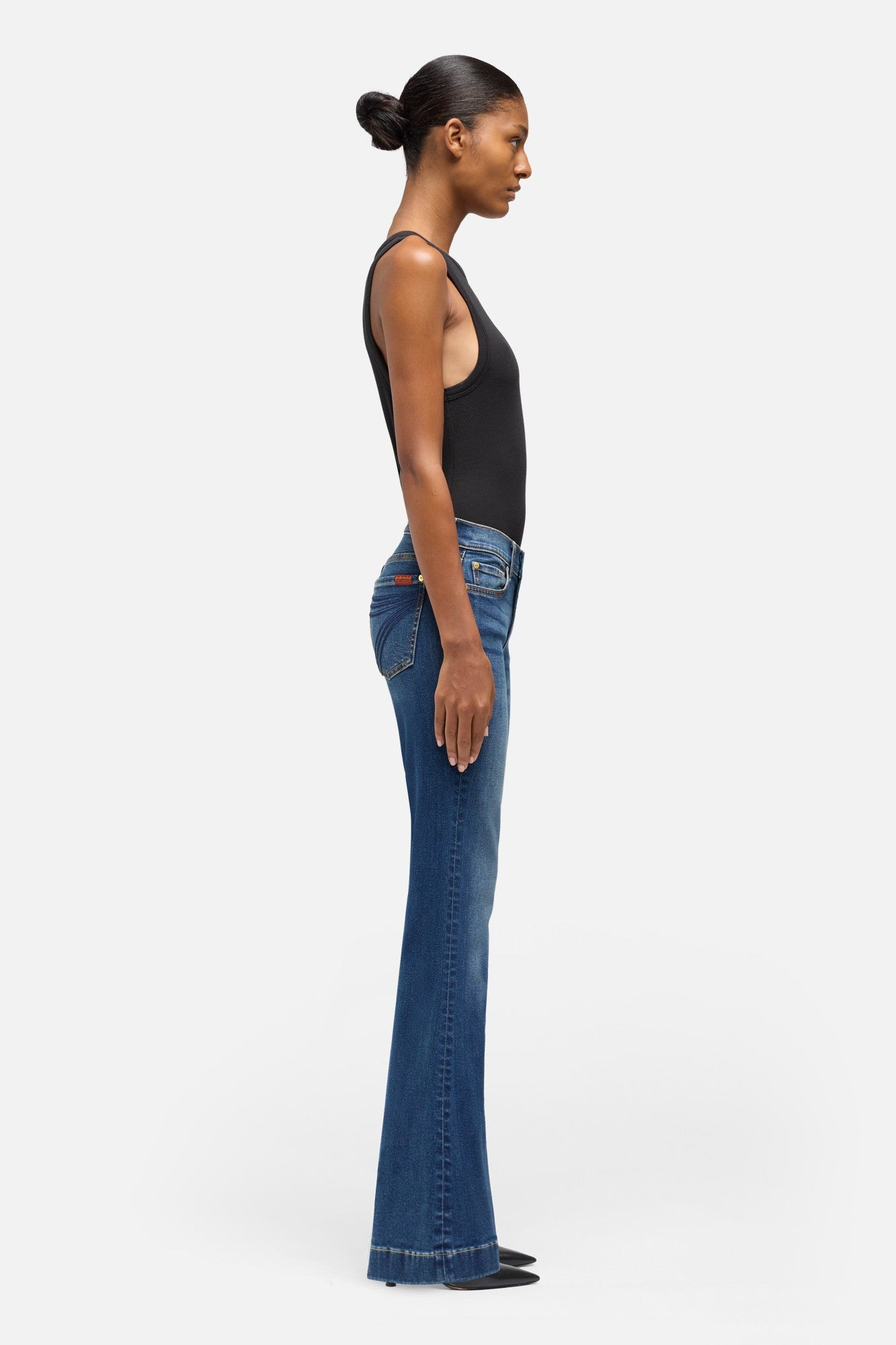 Short Inseam Dojo in Medium Melrose | 7 For All Mankind