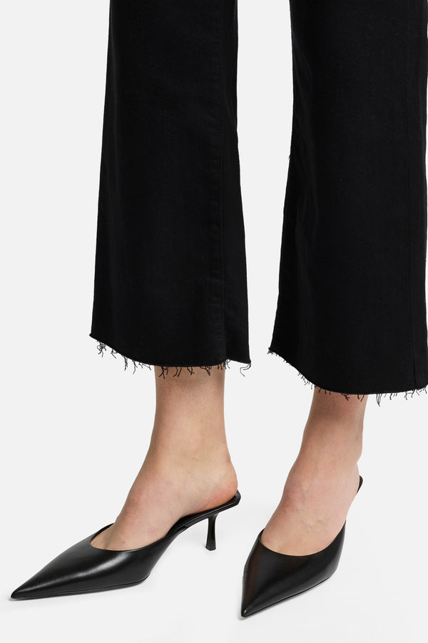 Cropped Alexa in Black