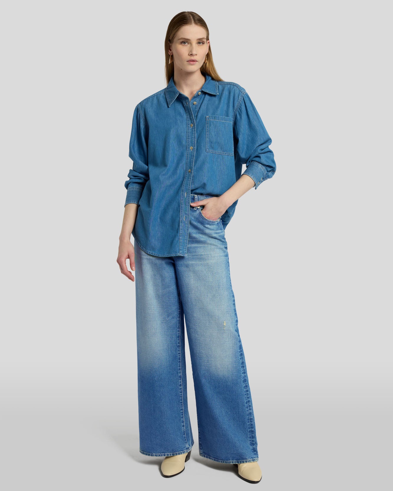 MANKIND Zoey Super Wide Leg in Seabiscuit | 7 For All Mankind