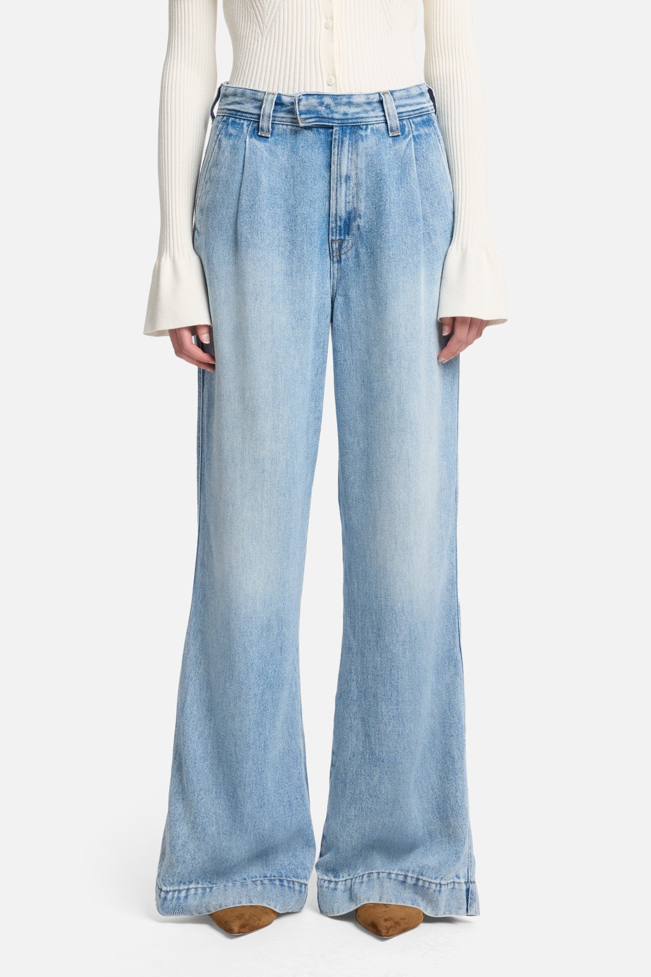 Denim Lustre Pleated Trouser in Abyss | 7 For All Mankind