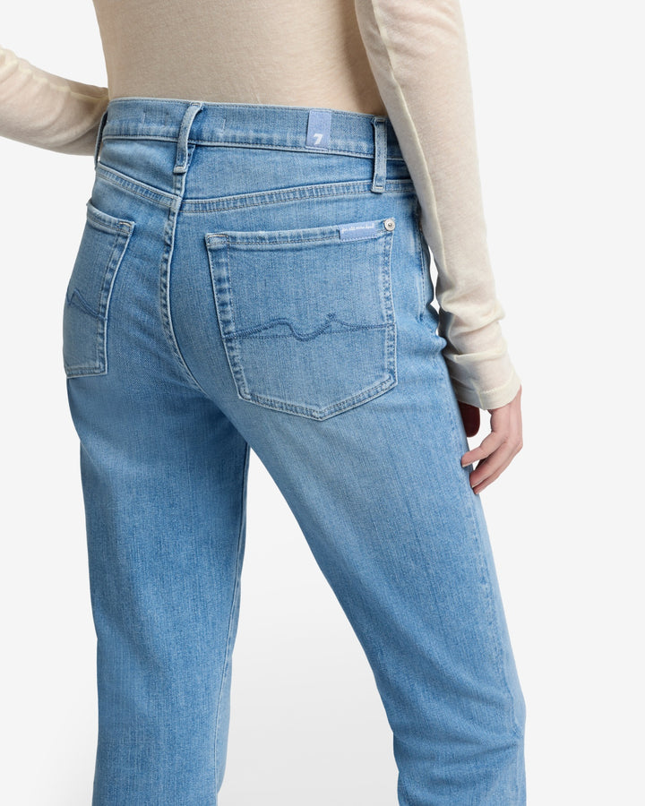 _ Ｌ'ｉｌｙ_ Slim Illusion Bootcut in Pine | 7 For All Mankind