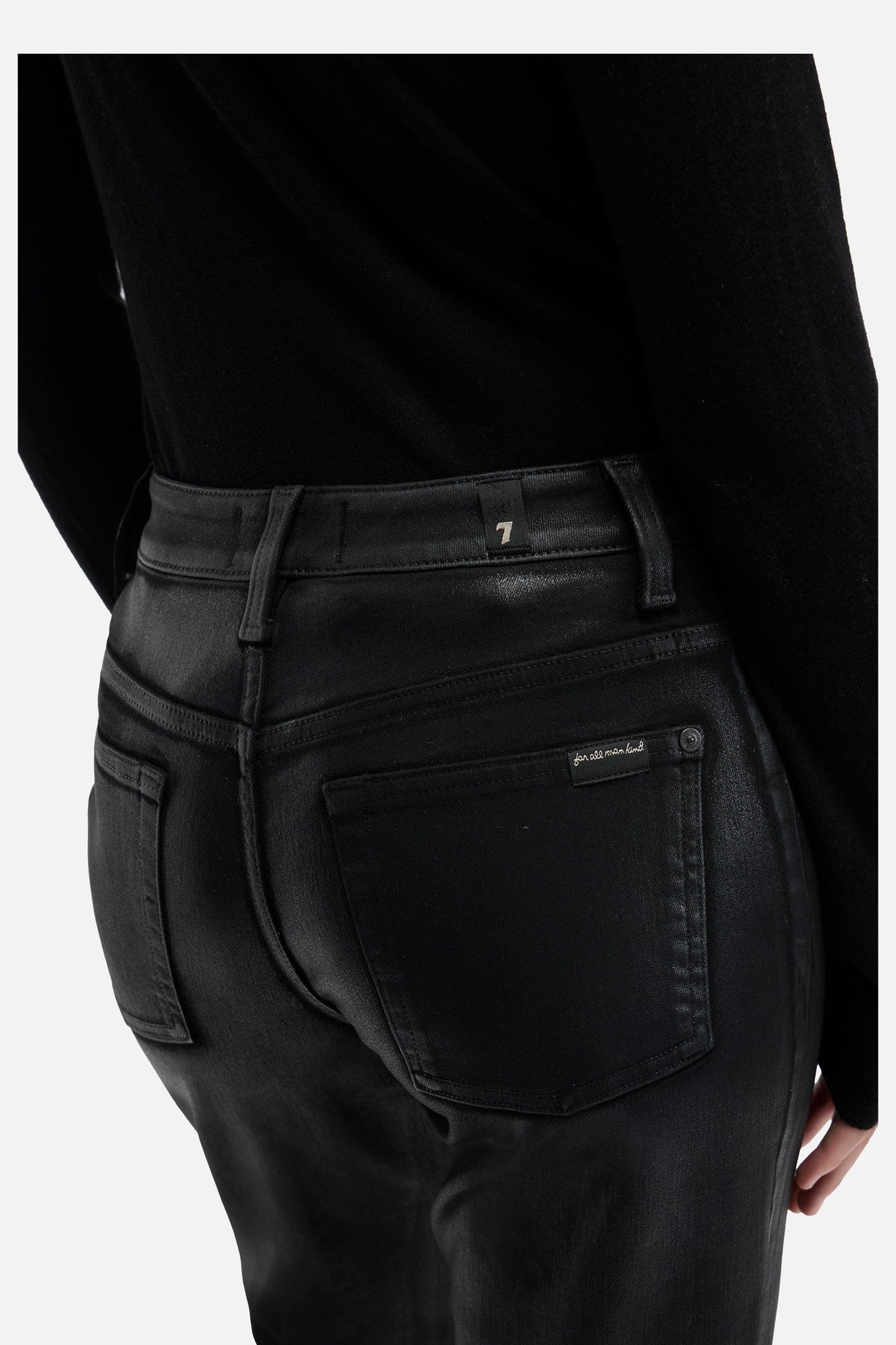 Coated Denim Calie Straight in Black | 7 For All Mankind