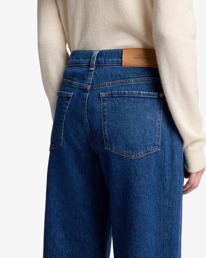 MANKIND Lotta in Artifact