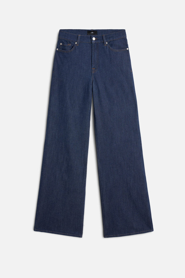 LOTTA in Weightless Denim