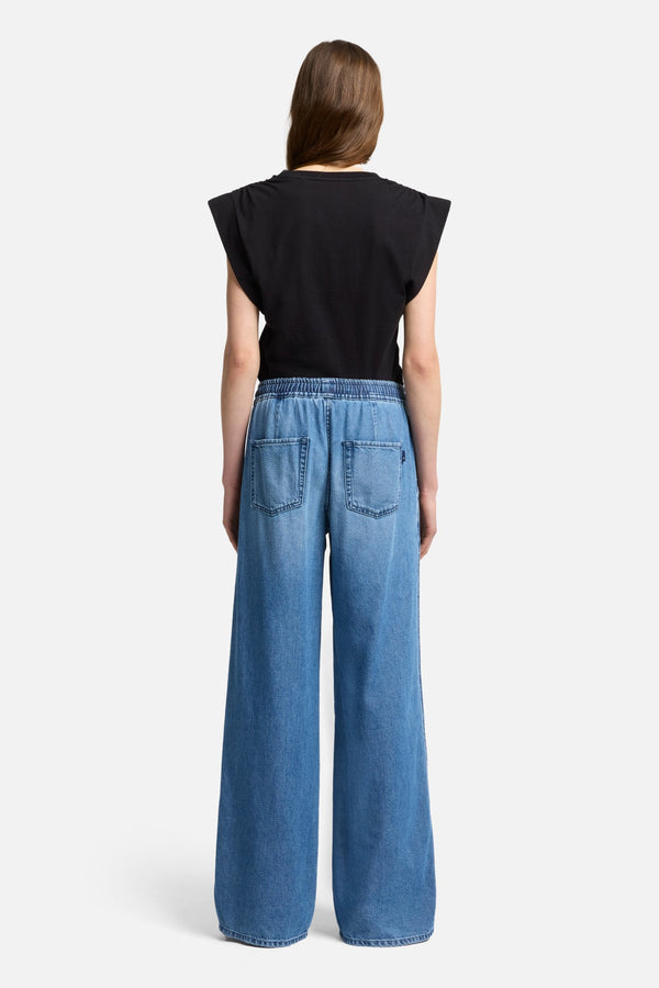 Weightless Wide Leg Denim Pant in Hilo
