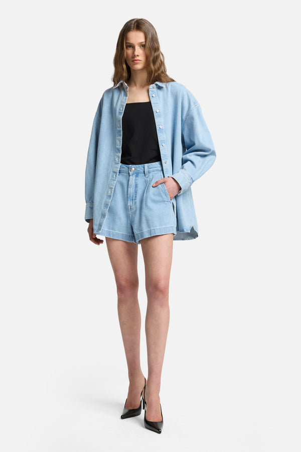 Weightless Pleated Denim Short in Hana