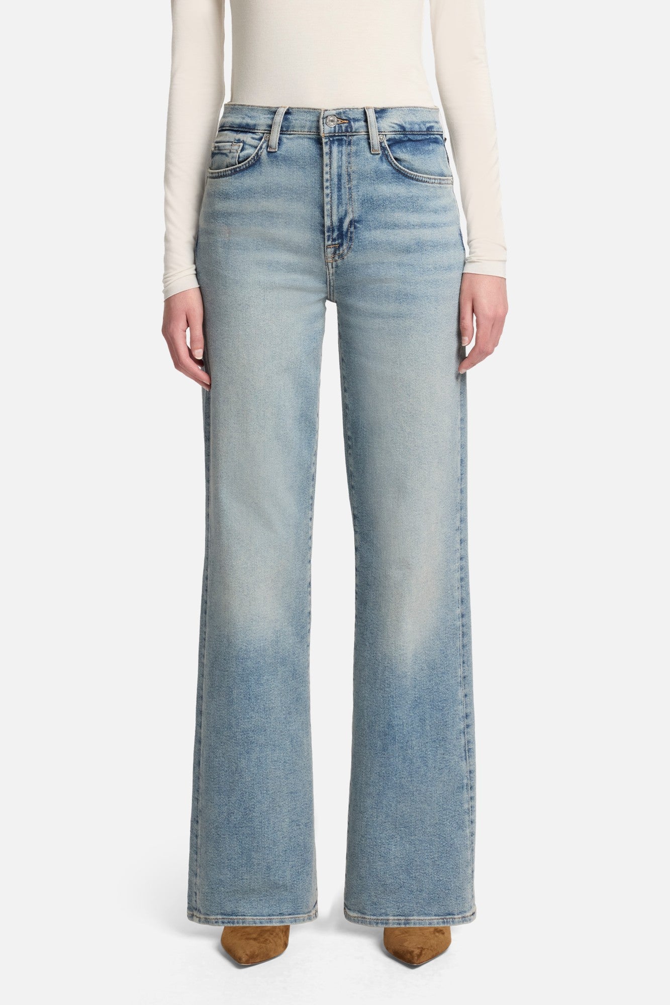 Luxe Vintage Alexa in Amuse Me | 7 For All Mankind