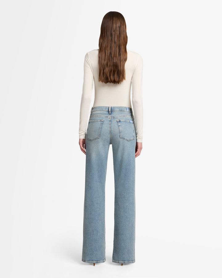 Luxe Vintage Alexa in Amuse Me