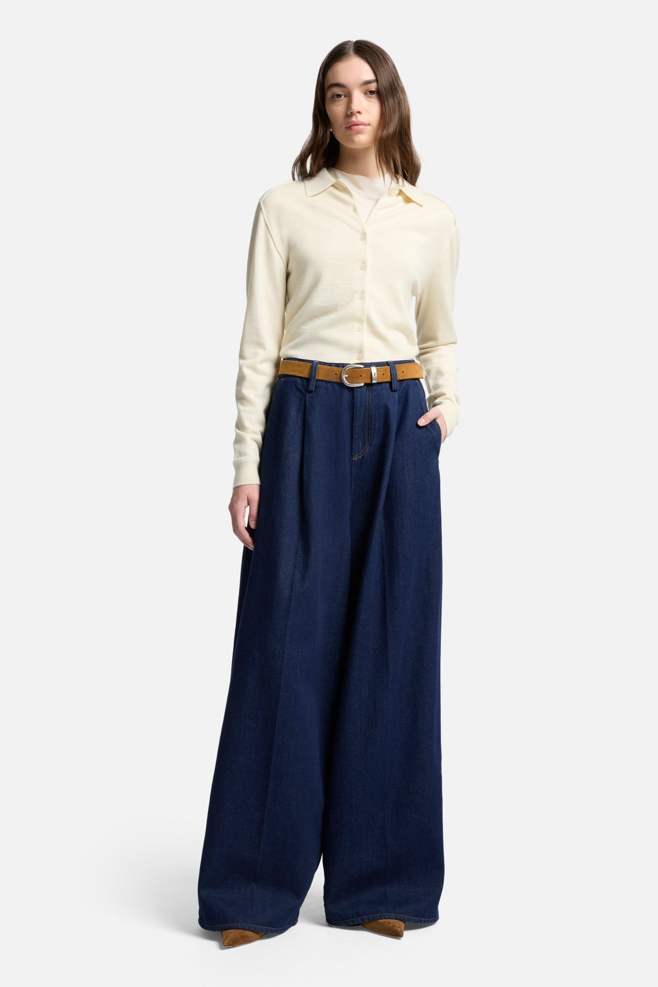 MANKIND Pleated Wide Leg Trouser in Franklin | 7 For All Mankind